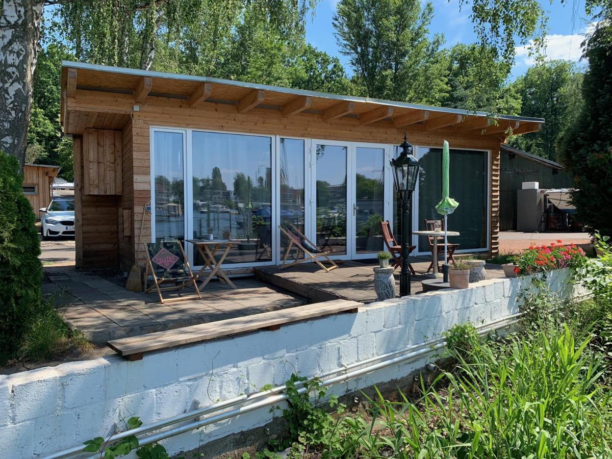 Tiny House Oder Ferienwohnung Auf Der Sunset Marina Берлин Экстерьер фото
