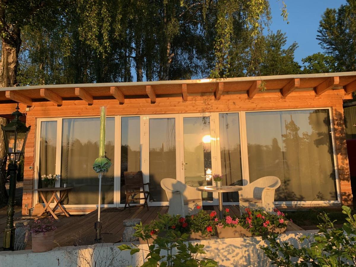 Tiny House Oder Ferienwohnung Auf Der Sunset Marina Берлин Экстерьер фото