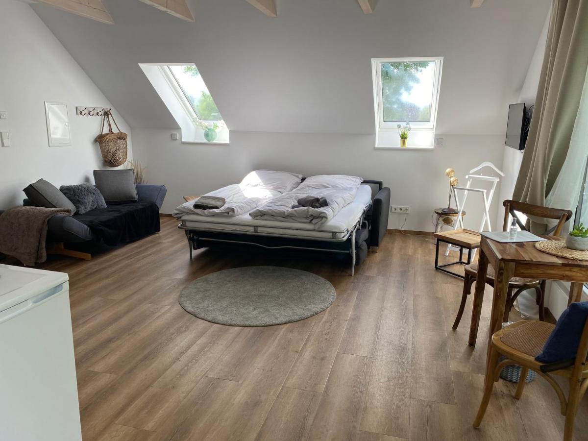 Tiny House Oder Ferienwohnung Auf Der Sunset Marina Берлин Экстерьер фото