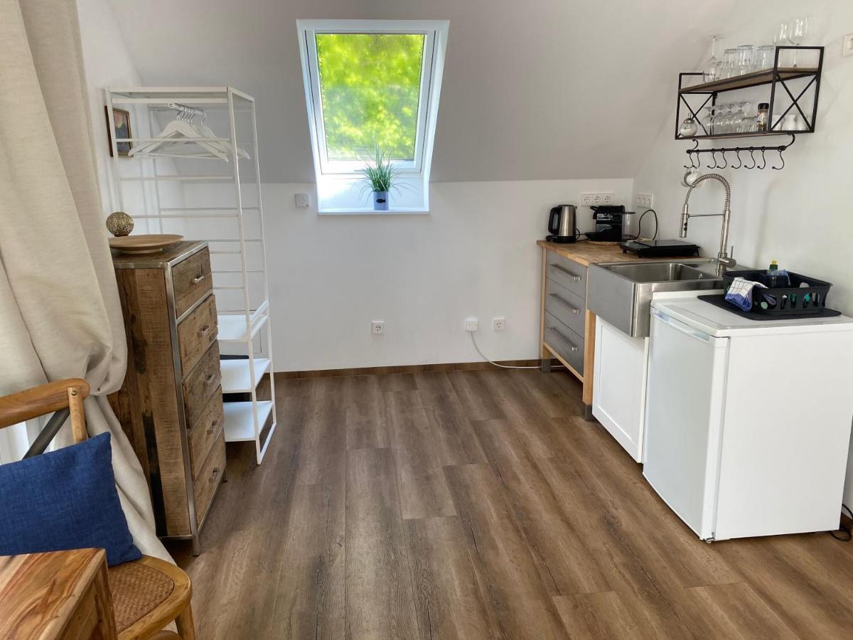Tiny House Oder Ferienwohnung Auf Der Sunset Marina Берлин Экстерьер фото