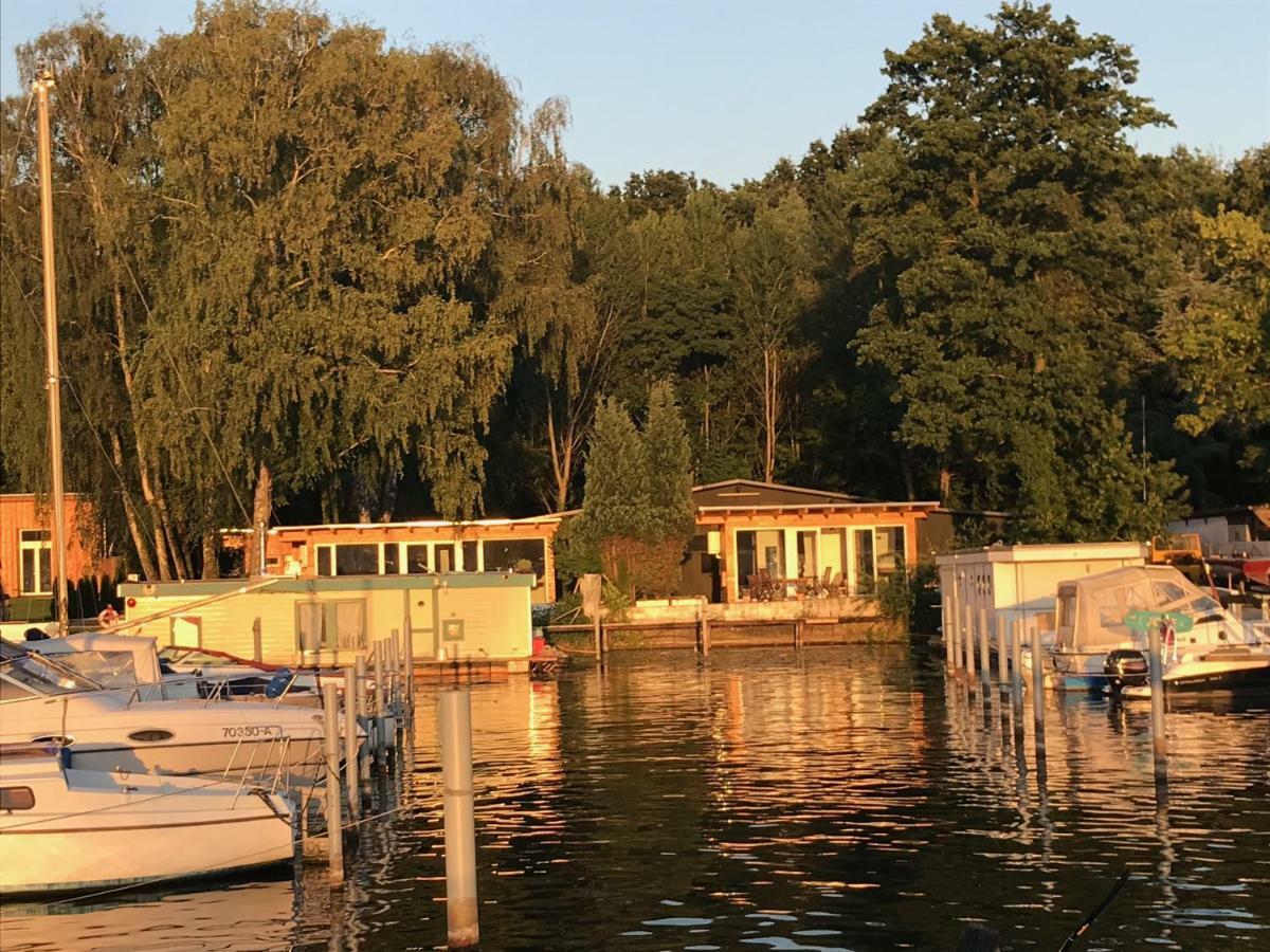 Tiny House Oder Ferienwohnung Auf Der Sunset Marina Берлин Экстерьер фото