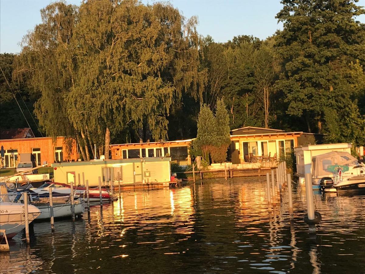 Tiny House Oder Ferienwohnung Auf Der Sunset Marina Берлин Экстерьер фото