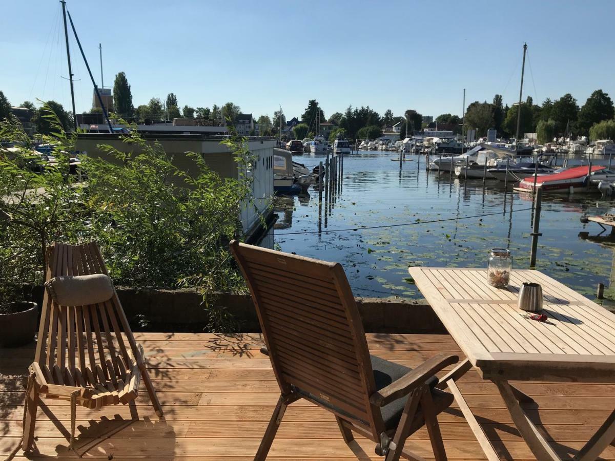 Tiny House Oder Ferienwohnung Auf Der Sunset Marina Берлин Экстерьер фото